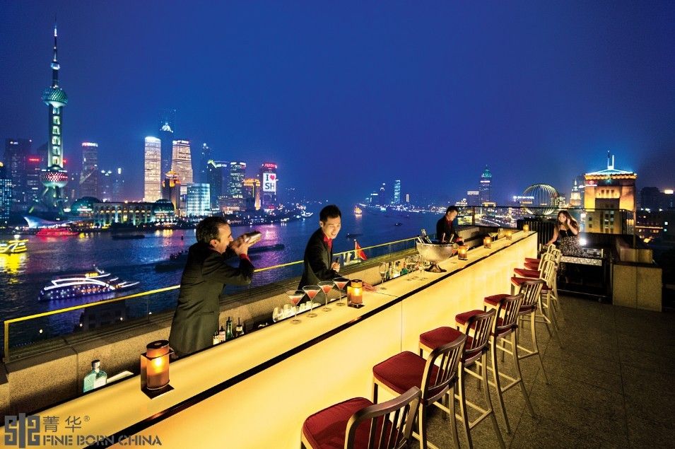 上海夜生活论坛露天酒吧氛围场景